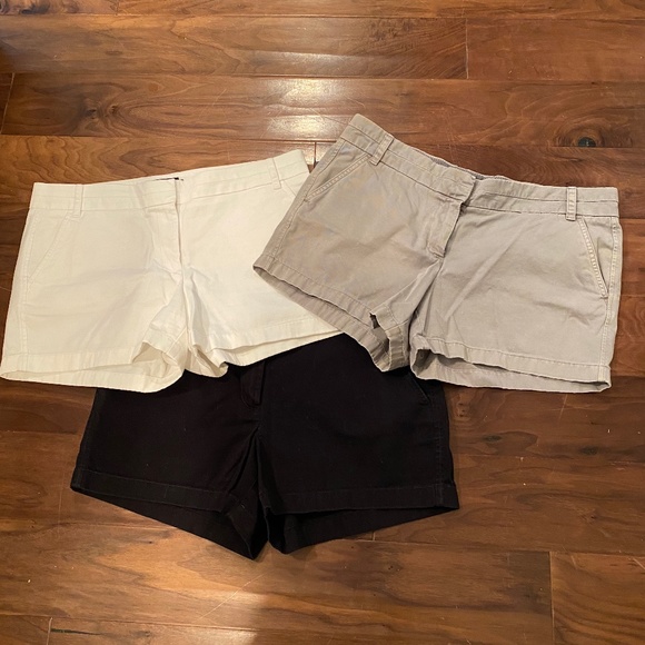Khaki shorts - Picture 1 of 1